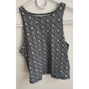 Patterned crop top